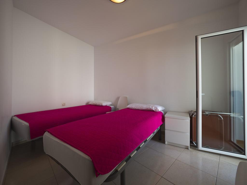 Inmosantos Oasis D4 Lejlighed Roses Eksteriør billede